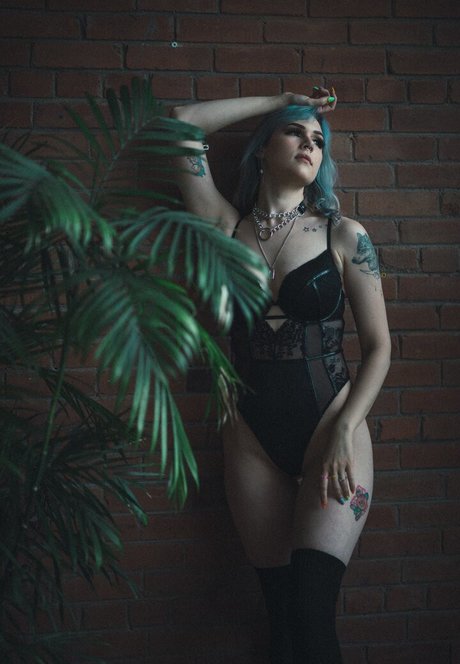 Foto di nudo di fuga di OnlyFans di Rosemoontv