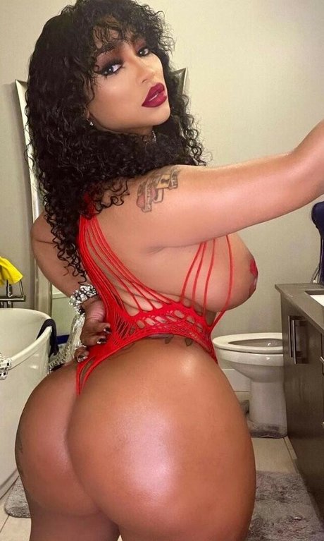 Foto di nudo di fuga di OnlyFans di Irene The Dream