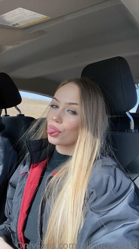 Foto di nudo di fuga di OnlyFans di Oliviacheer18