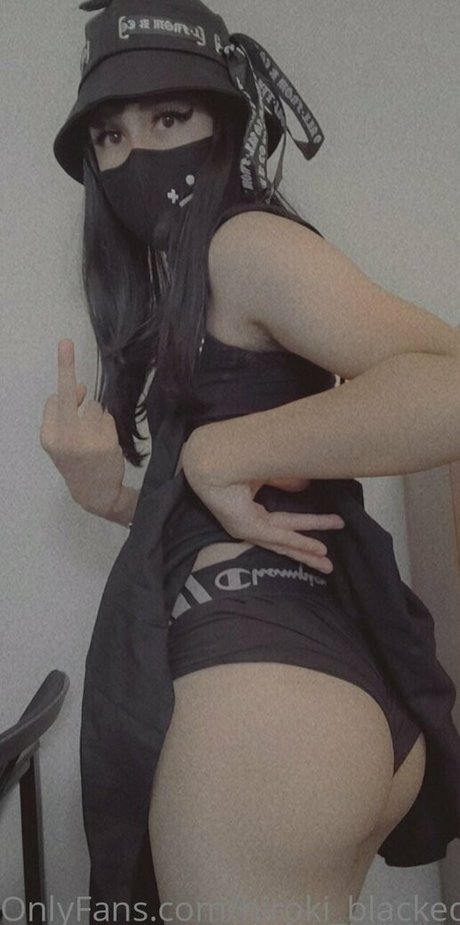 Foto di nudo di fuga di OnlyFans di Hirokiblacked