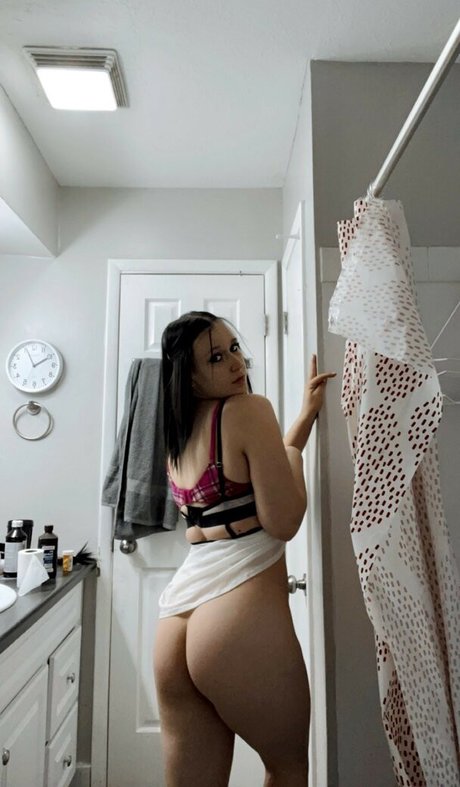 Foto di nudo di fuga di OnlyFans di Madithebaddiiii