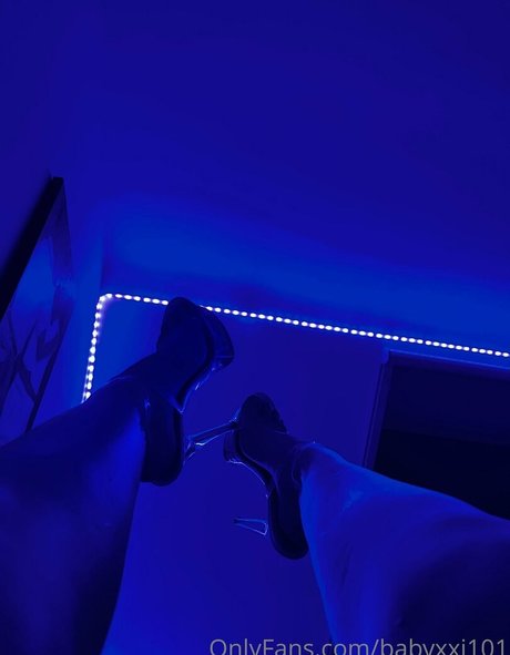 Foto di nudo di fuga di OnlyFans di Babyxxj101