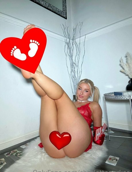Foto di nudo di fuga di OnlyFans di Charlotteparkes