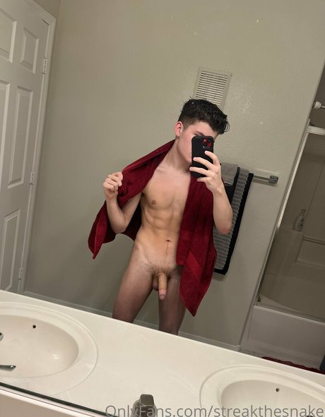 Foto di nudo di fuga di OnlyFans di Streakthesnake