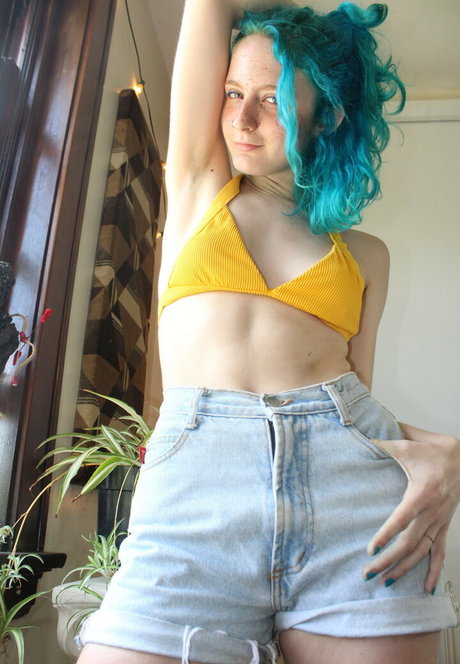 Foto di nudo di fuga di OnlyFans di Cherrylollisfw