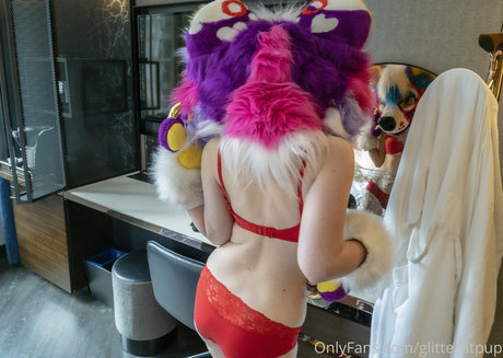Glittertitpup