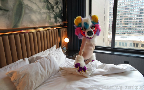 Glittertitpup
