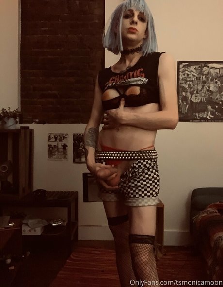 Foto di nudo di fuga di OnlyFans di Tsmonicamoon