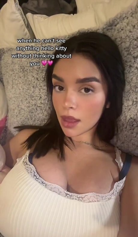 Foto di nudo di fuga di OnlyFans di Erikamdiaz