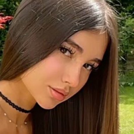 Foto di nudo di fuga di OnlyFans di Alexybabysex