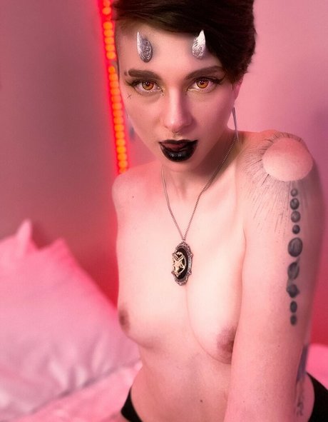 Foto di nudo di fuga di OnlyFans di Flickerspark