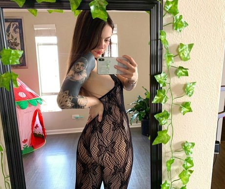 Foto di nudo di fuga di OnlyFans di Elfgf
