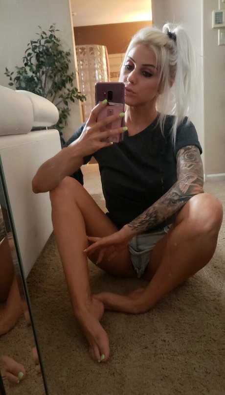 Foto di nudo di fuga di OnlyFans di Blonderider