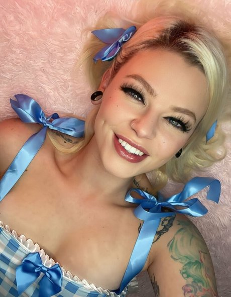 Foto di nudo di fuga di OnlyFans di Qveennokia