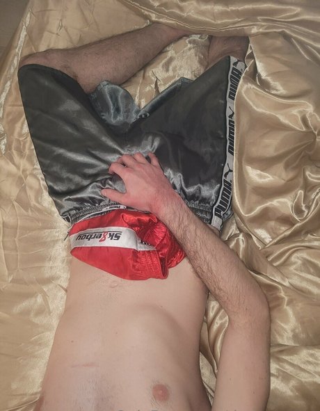 Foto di nudo di fuga di OnlyFans di Dedesagger
