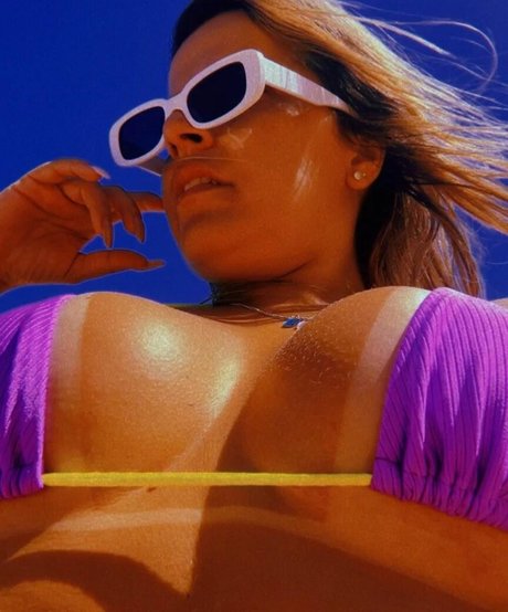 Foto di nudo di fuga di OnlyFans di Izabelapaiva