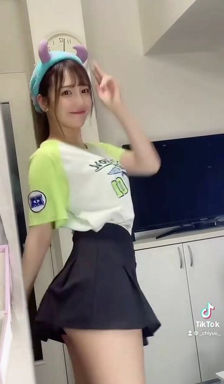 Foto di nudo di fuga di OnlyFans di Chiyuu