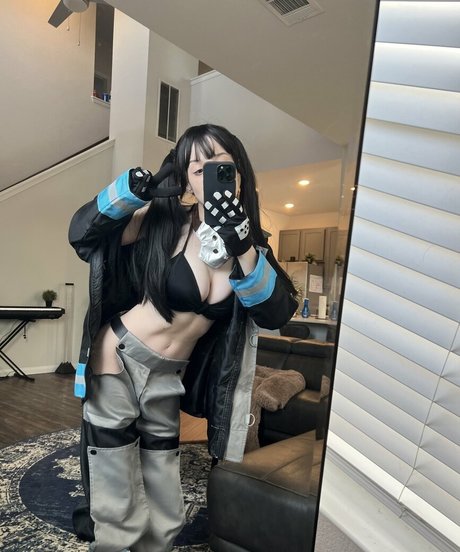 Emiliansfw
