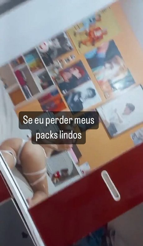 Foto di nudo di fuga di OnlyFans di Bruna Andrade