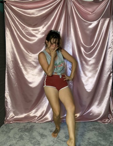 Erinashfordofficial