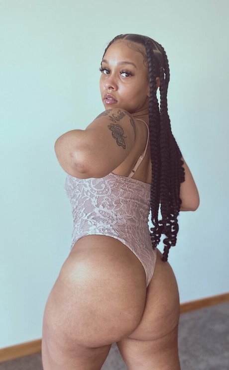 Foto di nudo di fuga di OnlyFans di Missthickemsxo