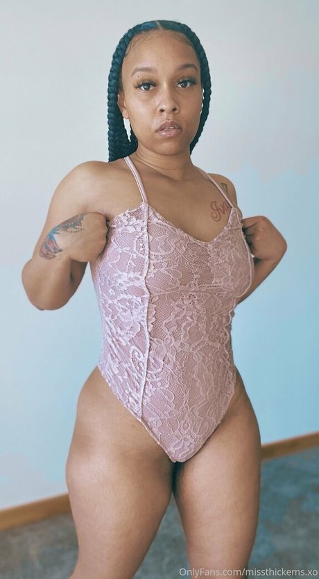 Foto di nudo di fuga di OnlyFans di Missthickemsxo