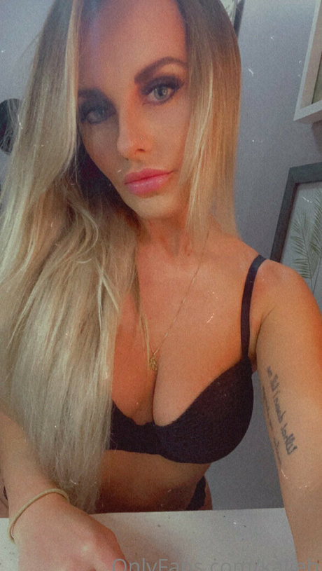 Foto di nudo di fuga di OnlyFans di Kalieh