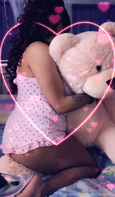Foto di nudo di fuga di OnlyFans di Xmercyelagofree