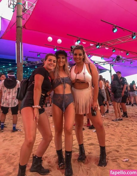 Chloe C