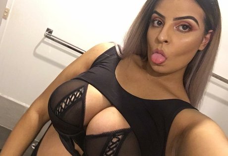 Chloe C