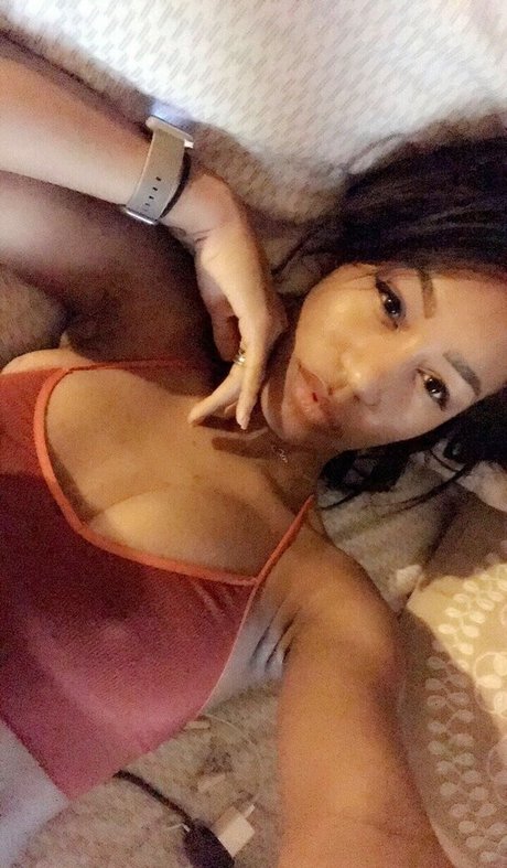 Nia Simone