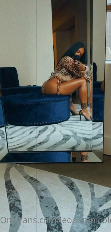 Foto di nudo di fuga di OnlyFans di Leonoranicole