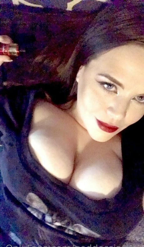 Foto di nudo di fuga di OnlyFans di Goddessisolda