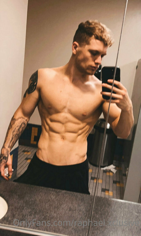 Foto di nudo di fuga di OnlyFans di Nocapraph