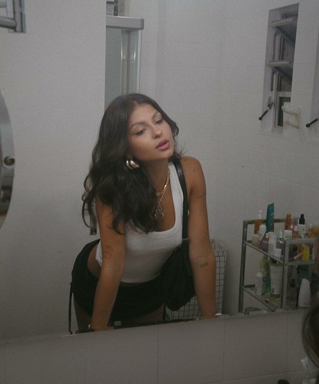 Foto di nudo di fuga di OnlyFans di Malu Camargo