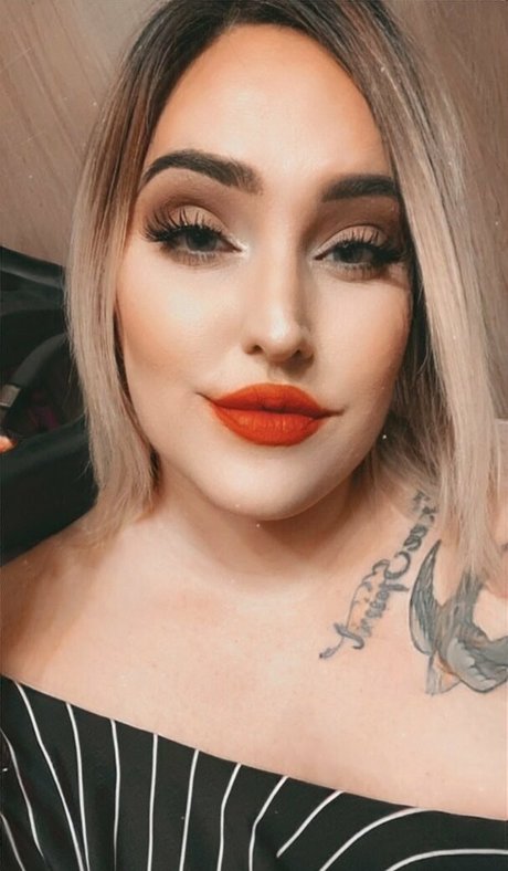 Foto di nudo di fuga di OnlyFans di Luxxxstone