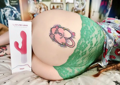 Foto di nudo di fuga di OnlyFans di Lollydreadful