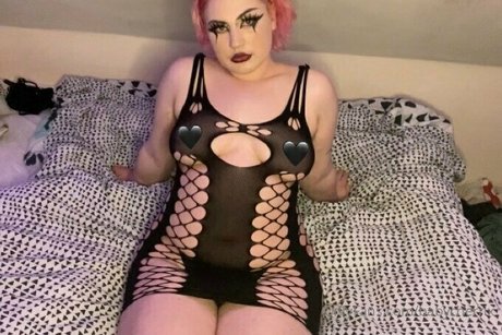 Foto di nudo di fuga di OnlyFans di Babycherrix