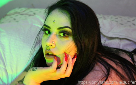 Foto di nudo di fuga di OnlyFans di Lexlucifer
