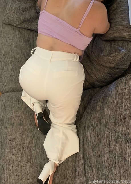 Foto di nudo di fuga di OnlyFans di Aurdeyb