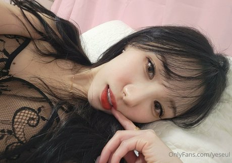 Foto di nudo di fuga di OnlyFans di Yeseul