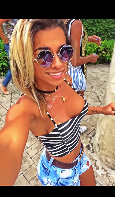 Foto di nudo di fuga di OnlyFans di Jessica West