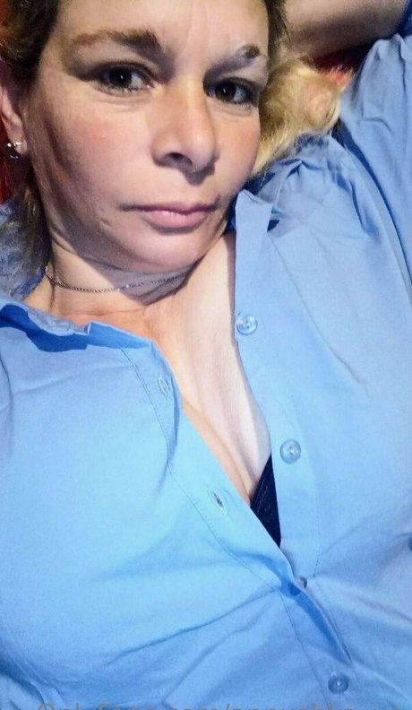 Foto di nudo di fuga di OnlyFans di Annushkaua