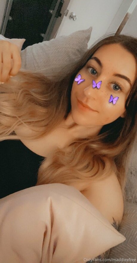 Foto di nudo di fuga di OnlyFans di Maddiexfree