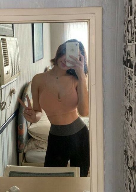 Foto di nudo di fuga di OnlyFans di Yotanwas