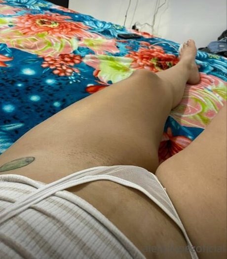 Foto di nudo di fuga di OnlyFans di Aleja Lopez