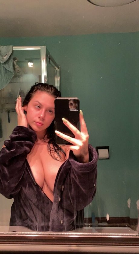 Foto di nudo di fuga di OnlyFans di Innub