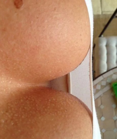 Foto di nudo di fuga di OnlyFans di Justcora76