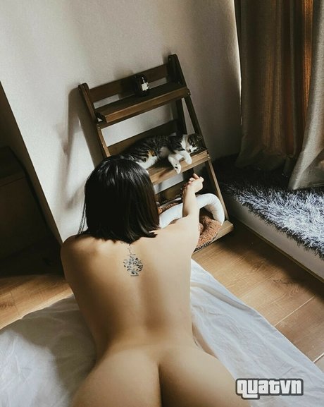 Foto di nudo di fuga di OnlyFans di Hilovenano