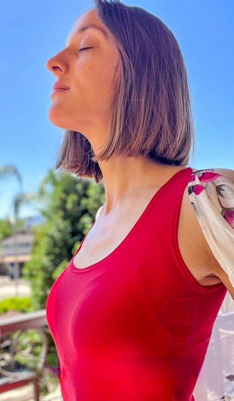 Foto di nudo di fuga di OnlyFans di Ashley Victoria Robinson